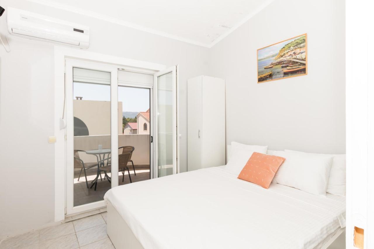 Kaštela Apartments Dovana מראה חיצוני תמונה