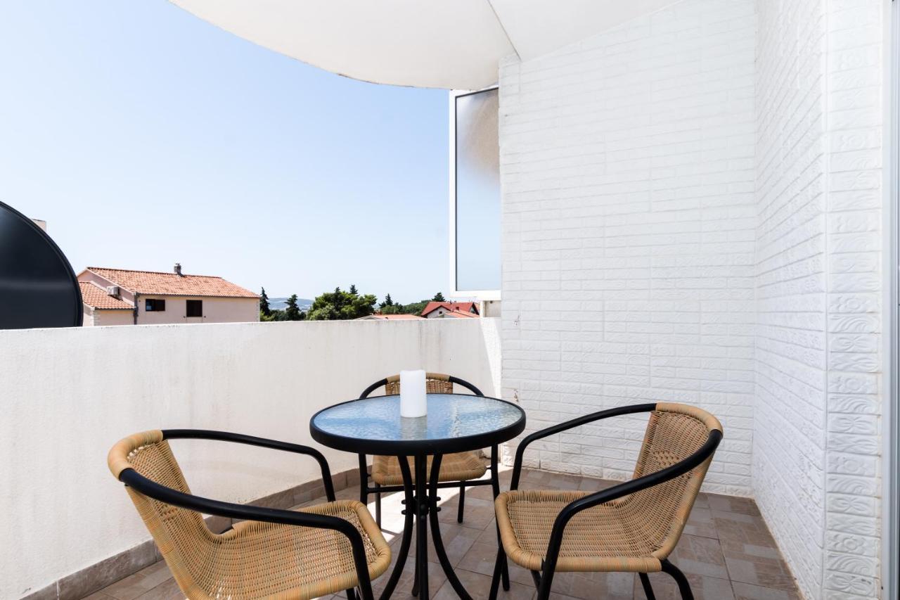 Kaštela Apartments Dovana מראה חיצוני תמונה